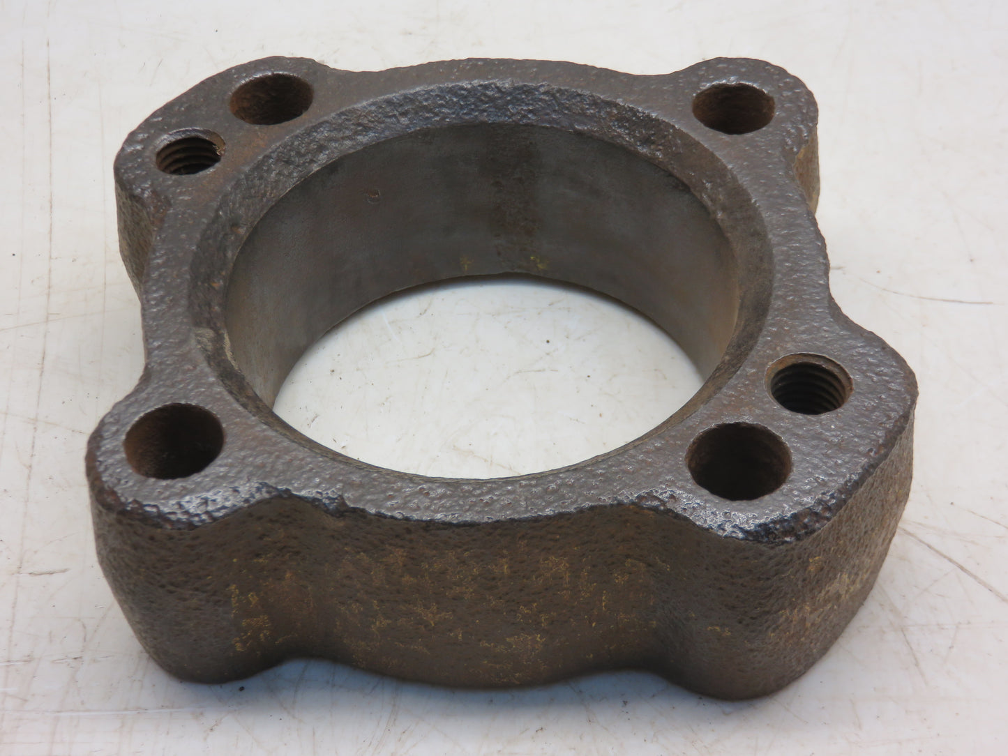 B25R John Deere Rear Wheel Hub Clamp For B