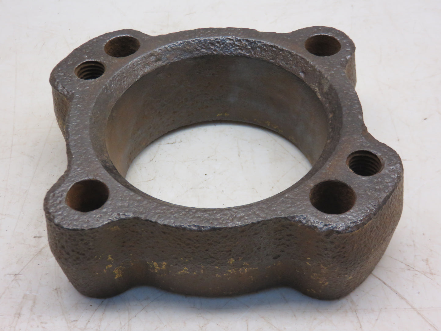 B25R John Deere Rear Wheel Hub Clamp For B