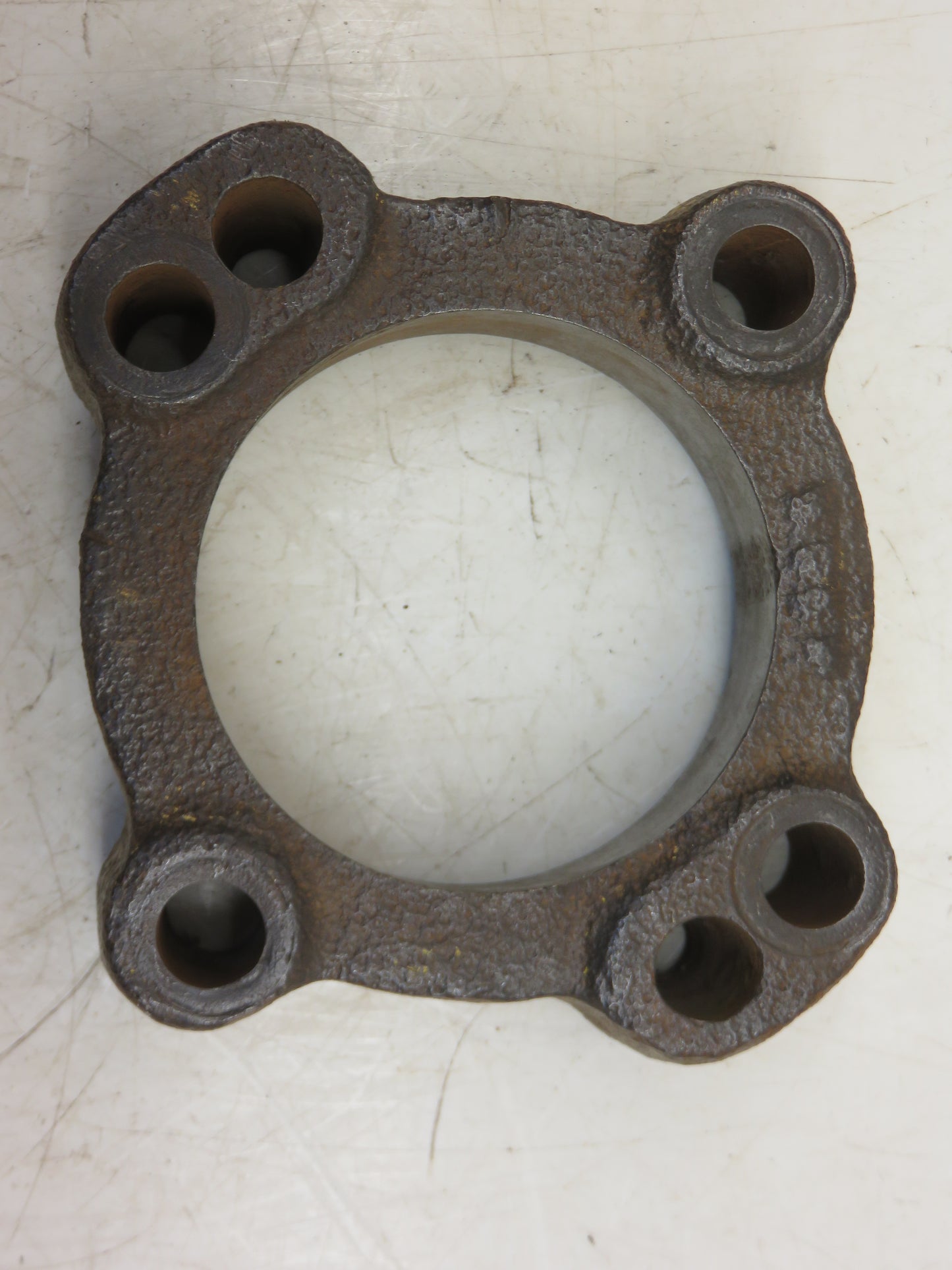 B25R John Deere Rear Wheel Hub Clamp For B