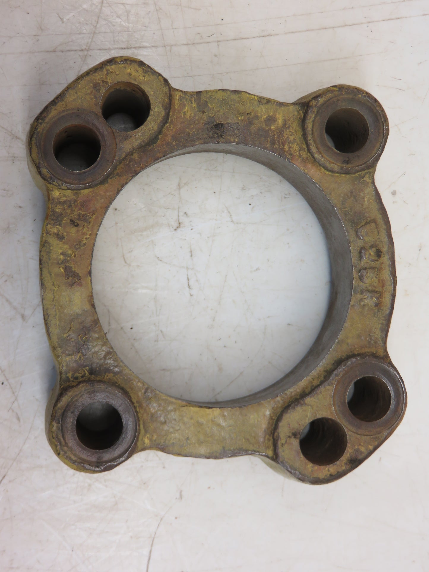 B25R John Deere Rear Wheel Hub Clamp For B