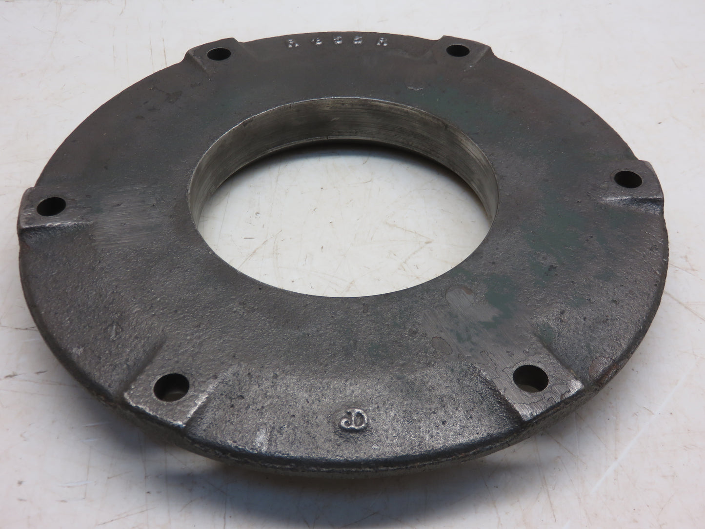 R355R John Deere Oil Slinger Housing For R, 80, 820, 830