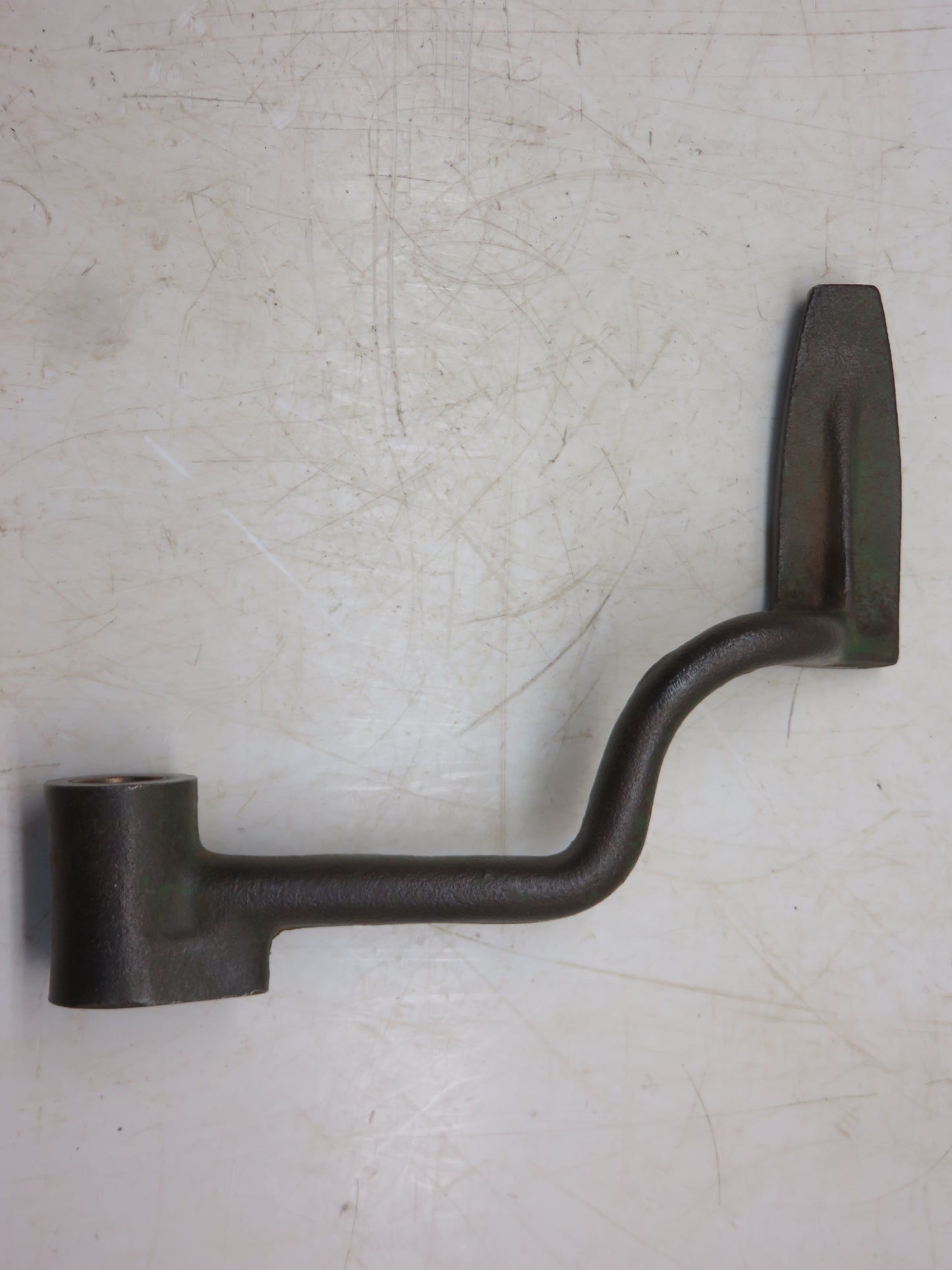 AM334T, M221T John Deere Right Hand Brake Pedal For M, MI