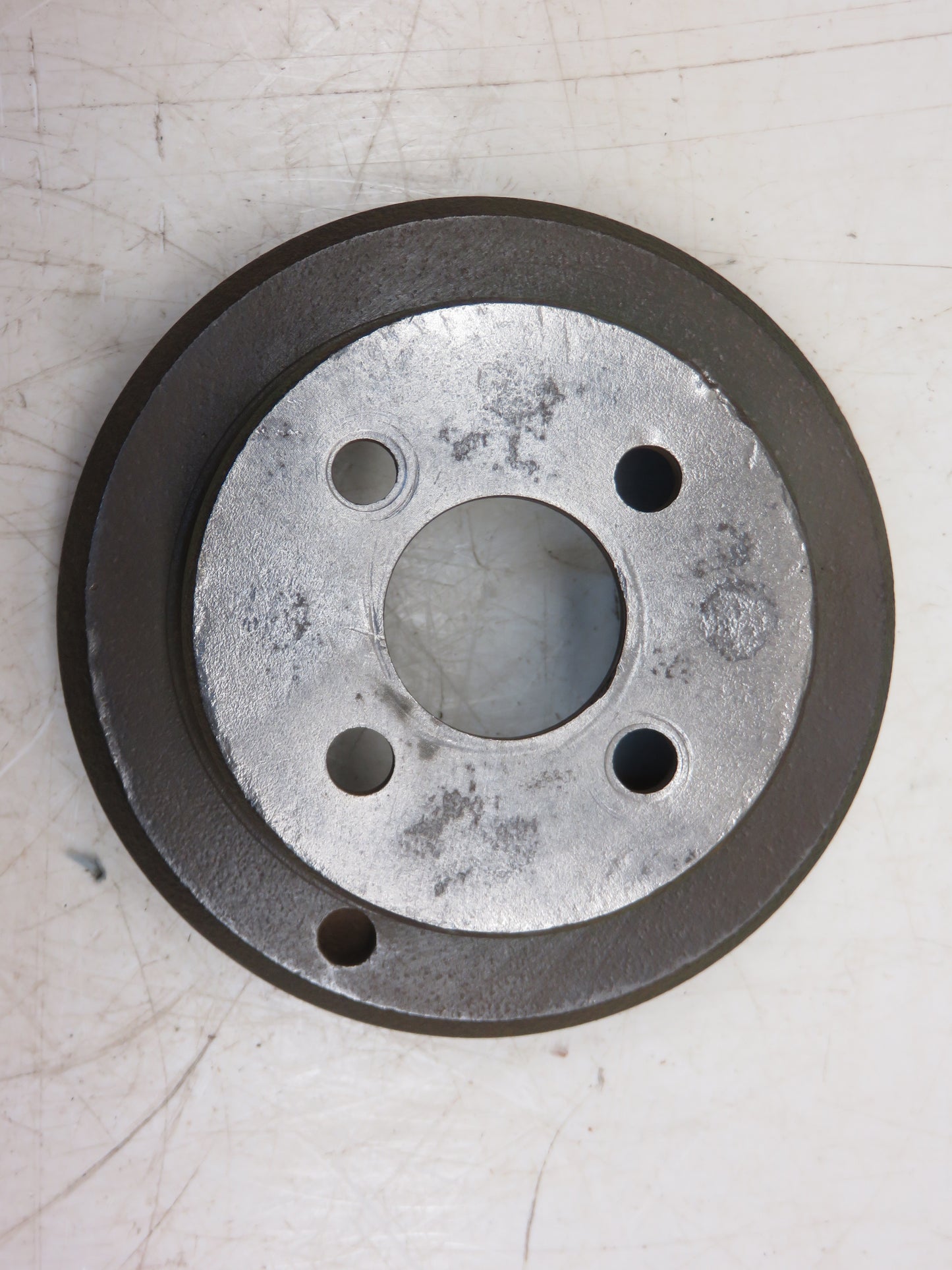 AR40148, R40211 John Deere Water Pump Pulley For 3010, 3020, 4010, 4000, 4020, 4230