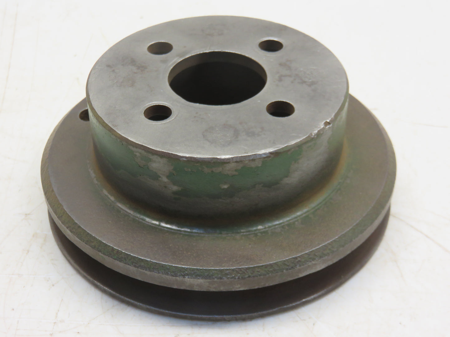 AR40148, R40211 John Deere Water Pump Pulley For 3010, 3020, 4010, 4000, 4020, 4230