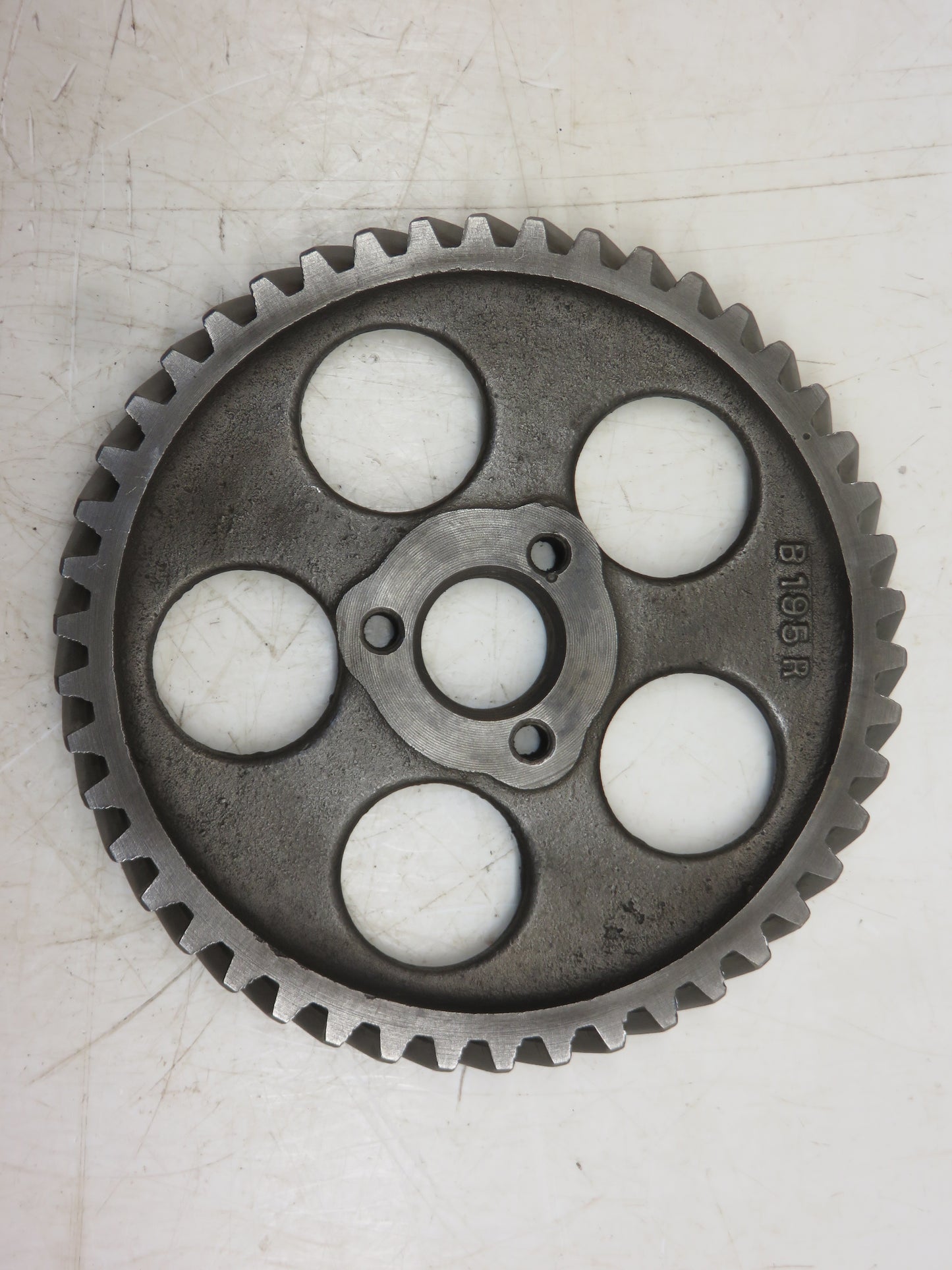 B195R, B3711R John Deere Camshaft Gear For B, BO, BR, 50, 520, 530