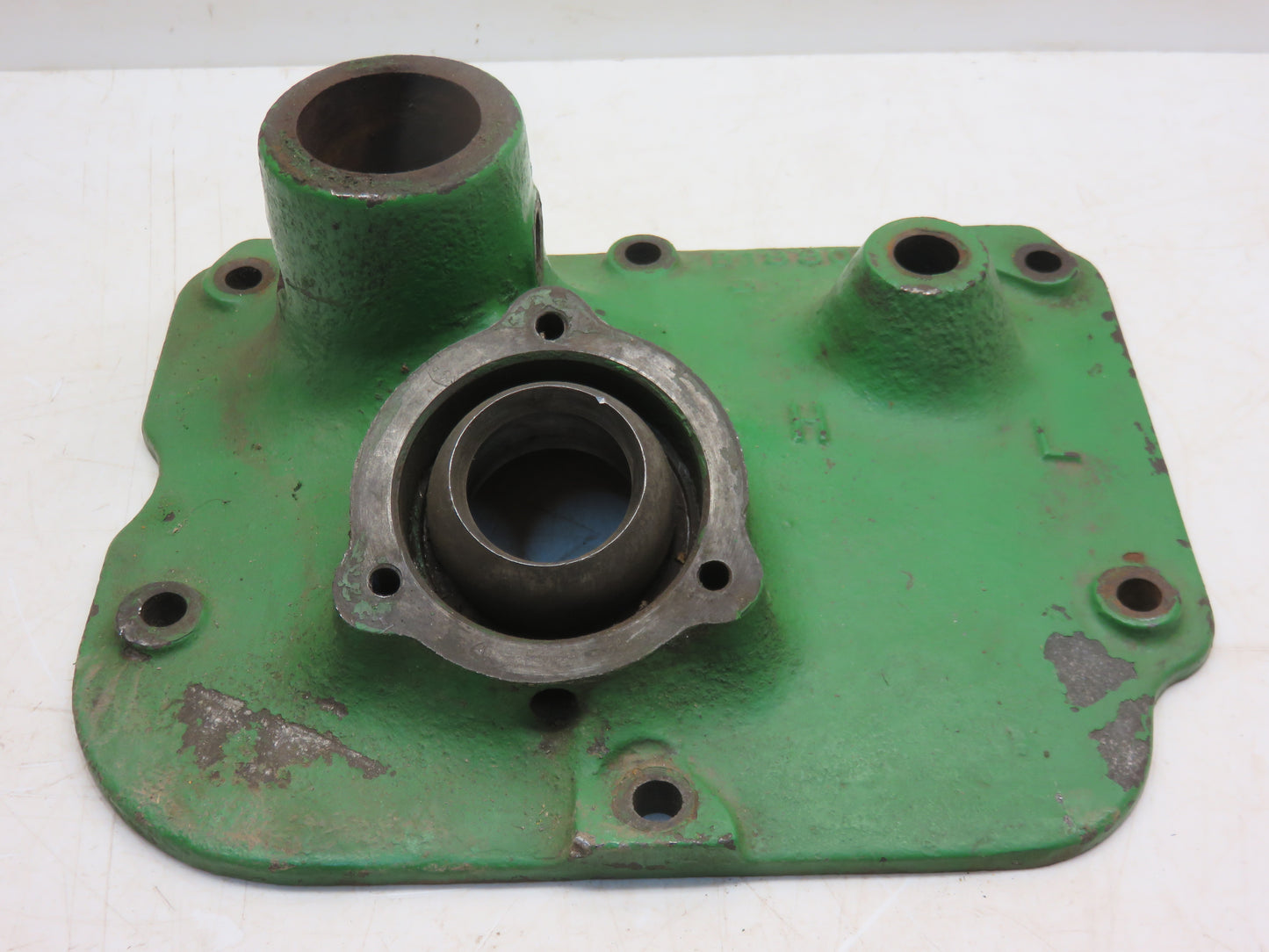 B1880R John Deere Transmission Cover For B