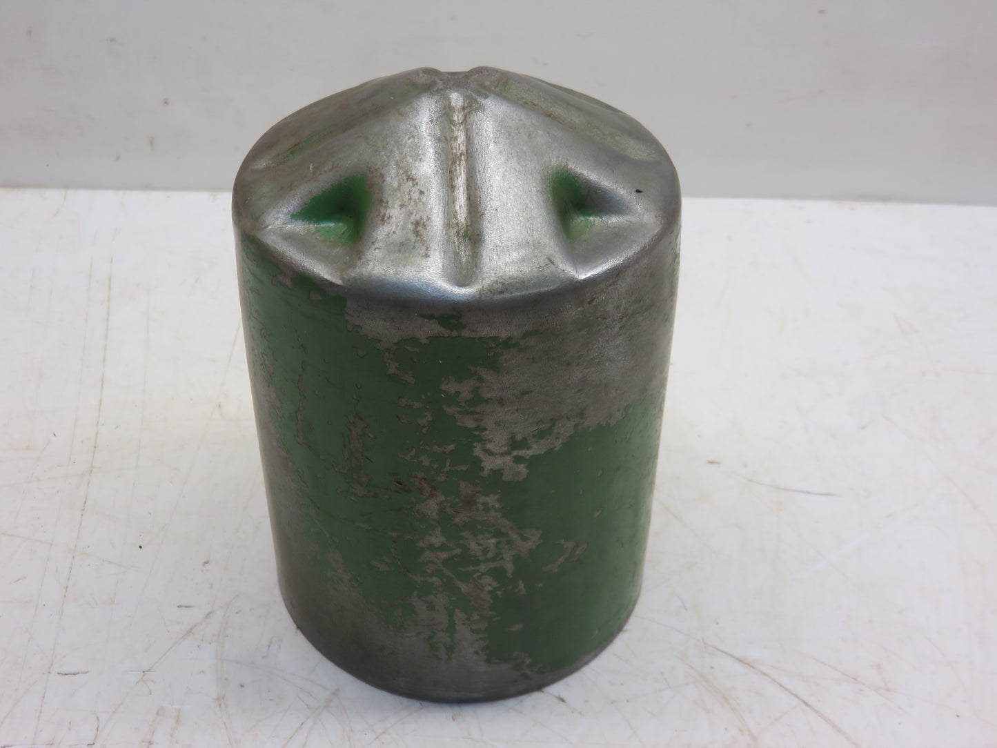 R473R John Deere Fuel Filter Canister For R, 70, 80, 720, 820, 730, 830, 840