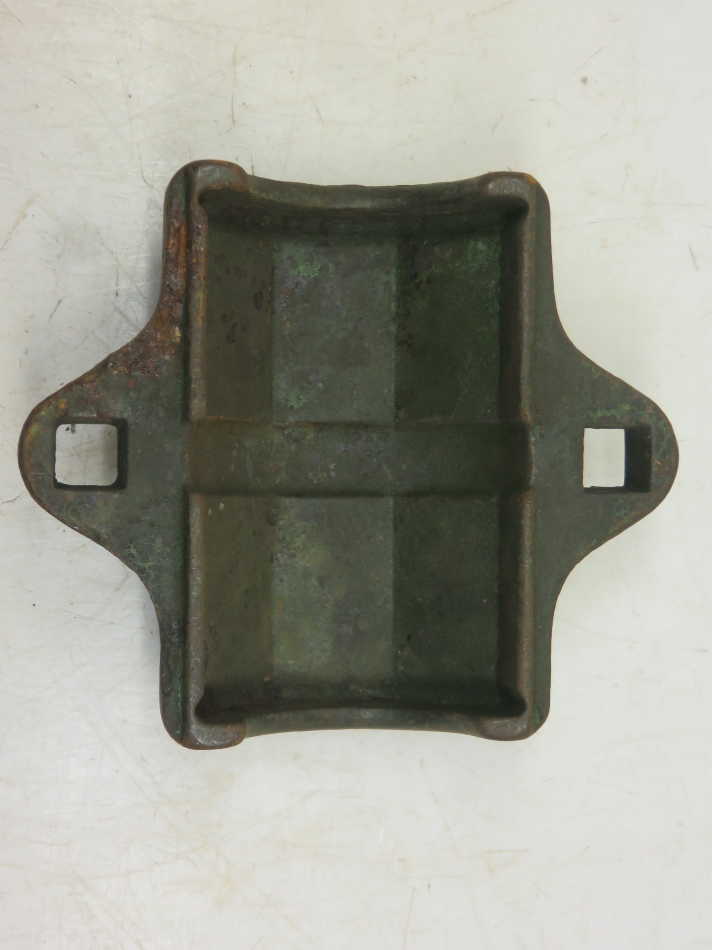 KK2702E John Deere NOS Bottom Bearing Box For D, DA, FS, RC Disc