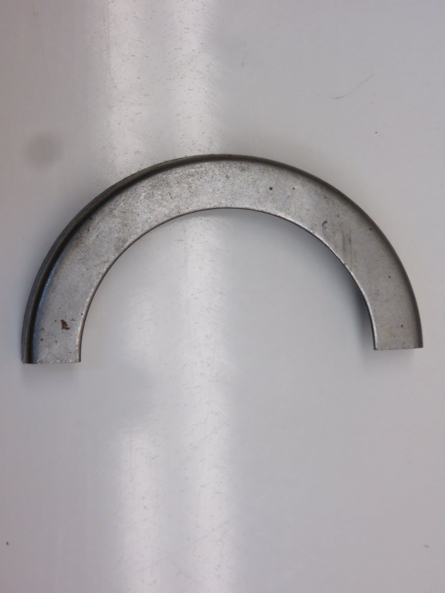 R20255 John Deere Front Spindle Dust Shield For 2510, 2520, 3010, 3020, 4000, 4010, 4020