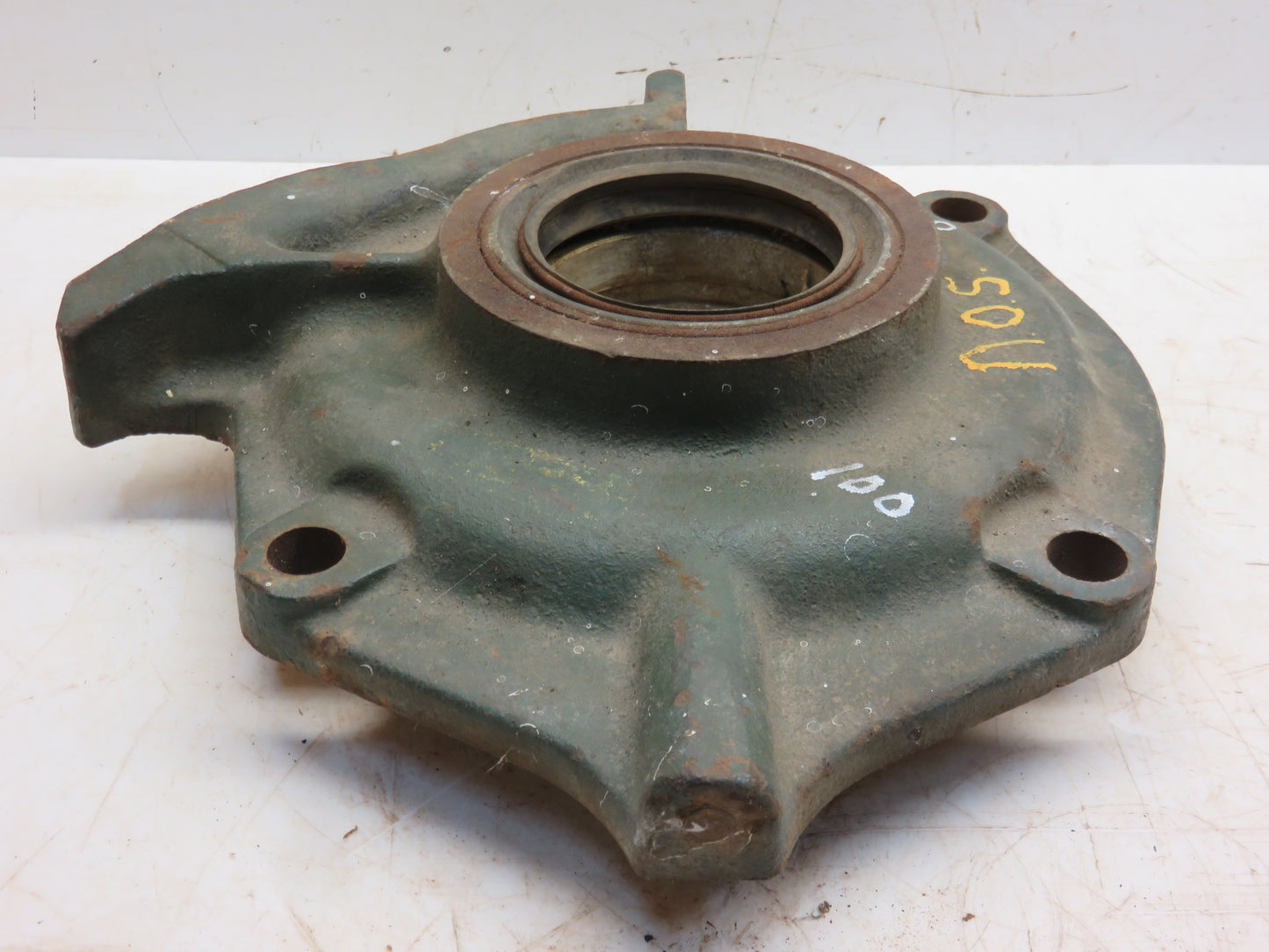 A4842R John Deere NOS Right Hand Main Bearing Housing With Bearing For 60