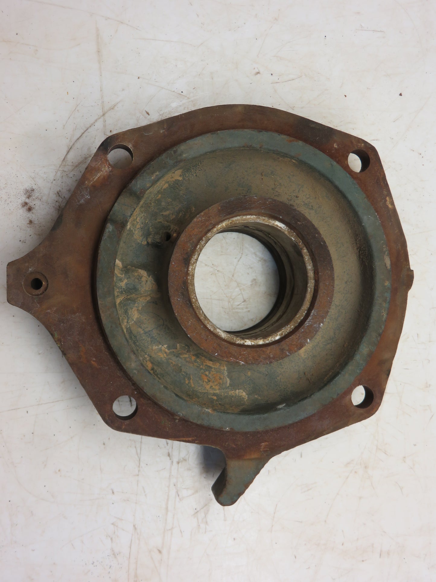A4842R John Deere NOS Right Hand Main Bearing Housing With Bearing For 60