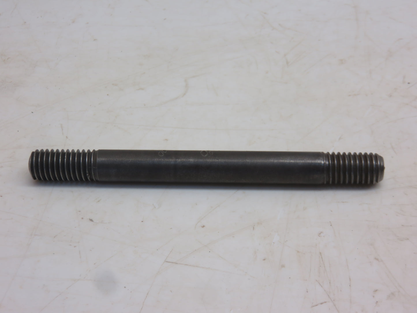 B359R John Deere Manifold And Rocker Arm Stud For A, AR, AO, B, BR, BO, 50
