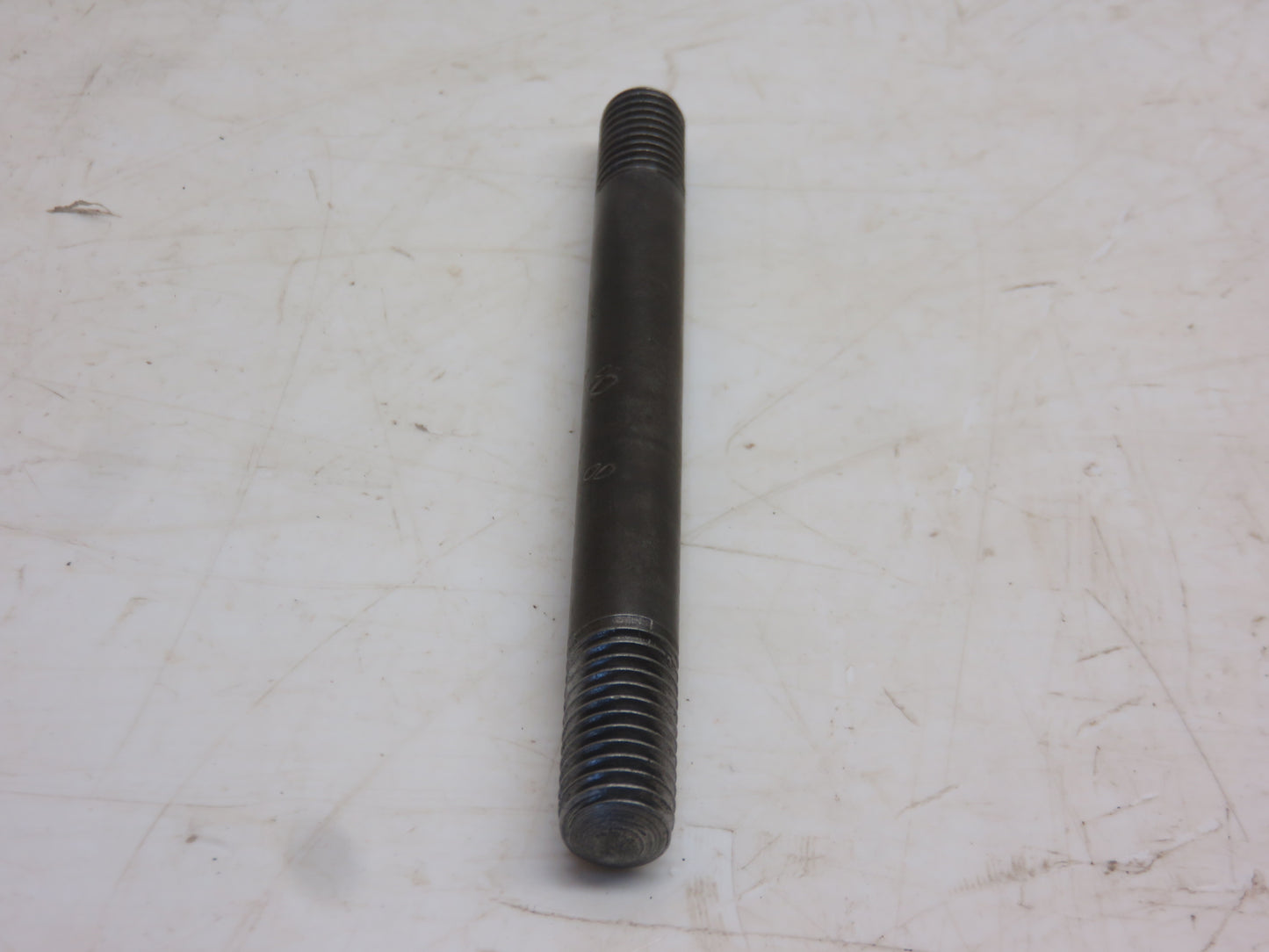 B359R John Deere Manifold And Rocker Arm Stud For A, AR, AO, B, BR, BO, 50