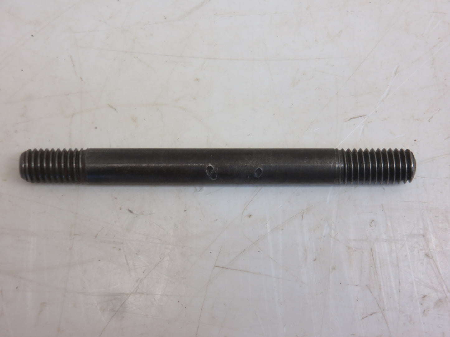 B359R John Deere Manifold And Rocker Arm Stud For A, AR, AO, B, BR, BO, 50