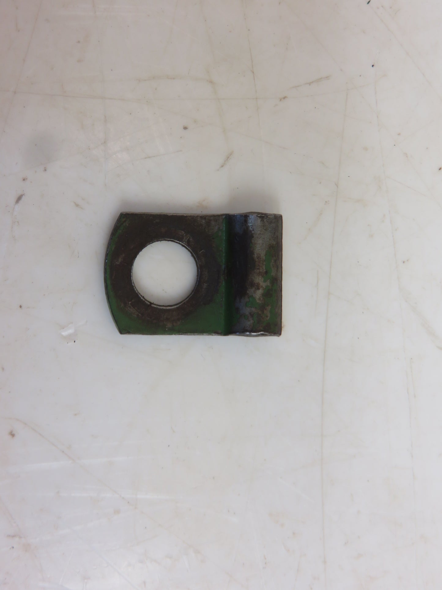R27528 John Deere Brake Line Clamp For 1020, 1120, 1520, 1030, 1130, 1530, 1630, 1640