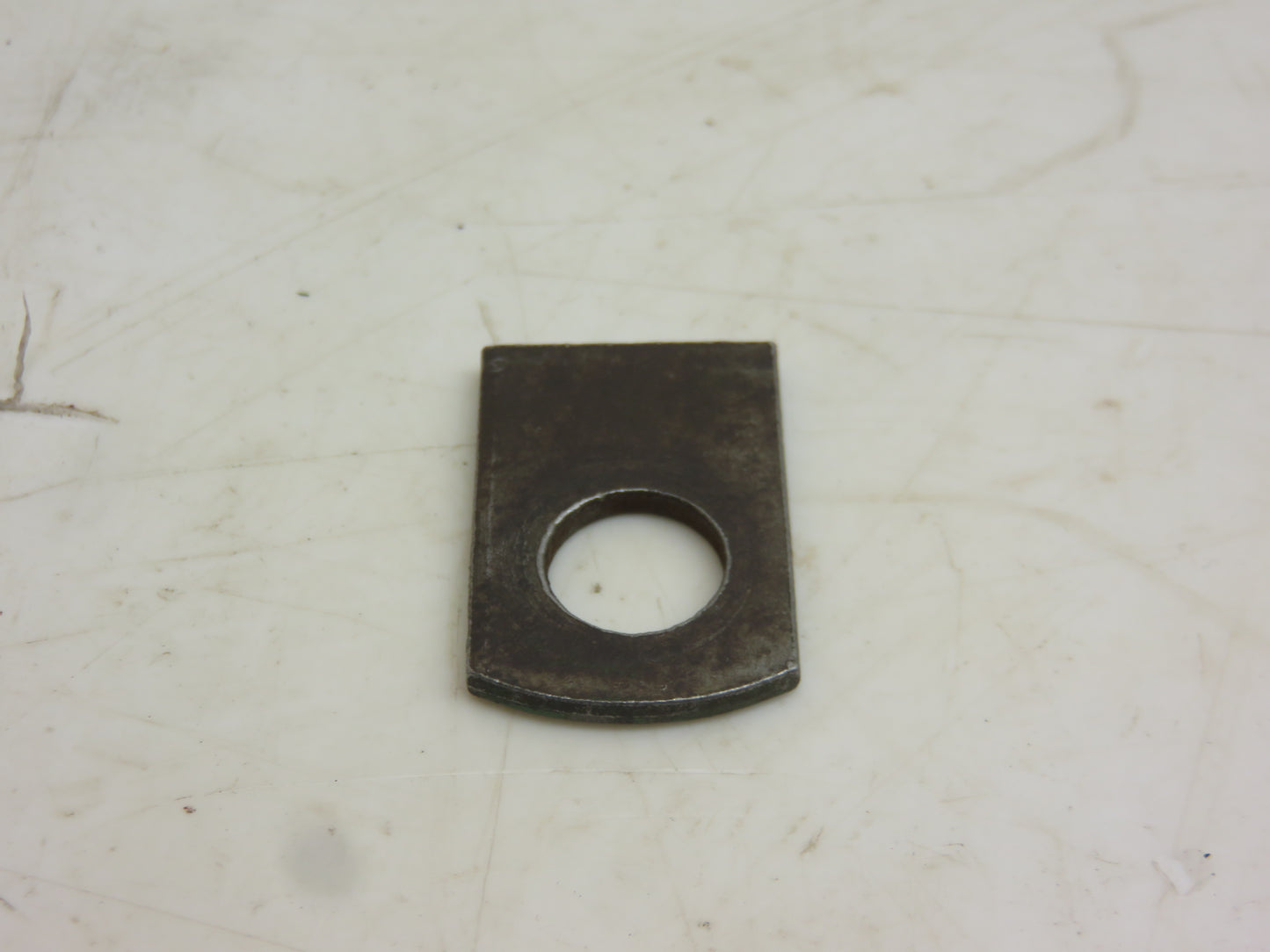 R27256 John Deere Clamp Strap For 2510, 1640, 2040, 2140, 2750, 2355, 2555, 2755