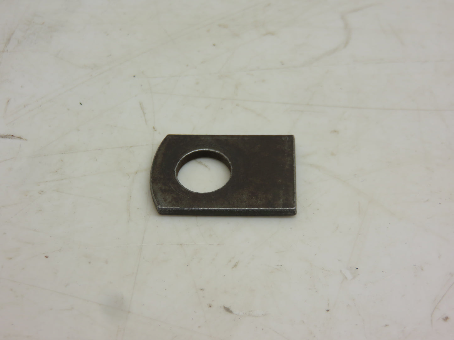 R27256 John Deere Clamp Strap For 2510, 1640, 2040, 2140, 2750, 2355, 2555, 2755