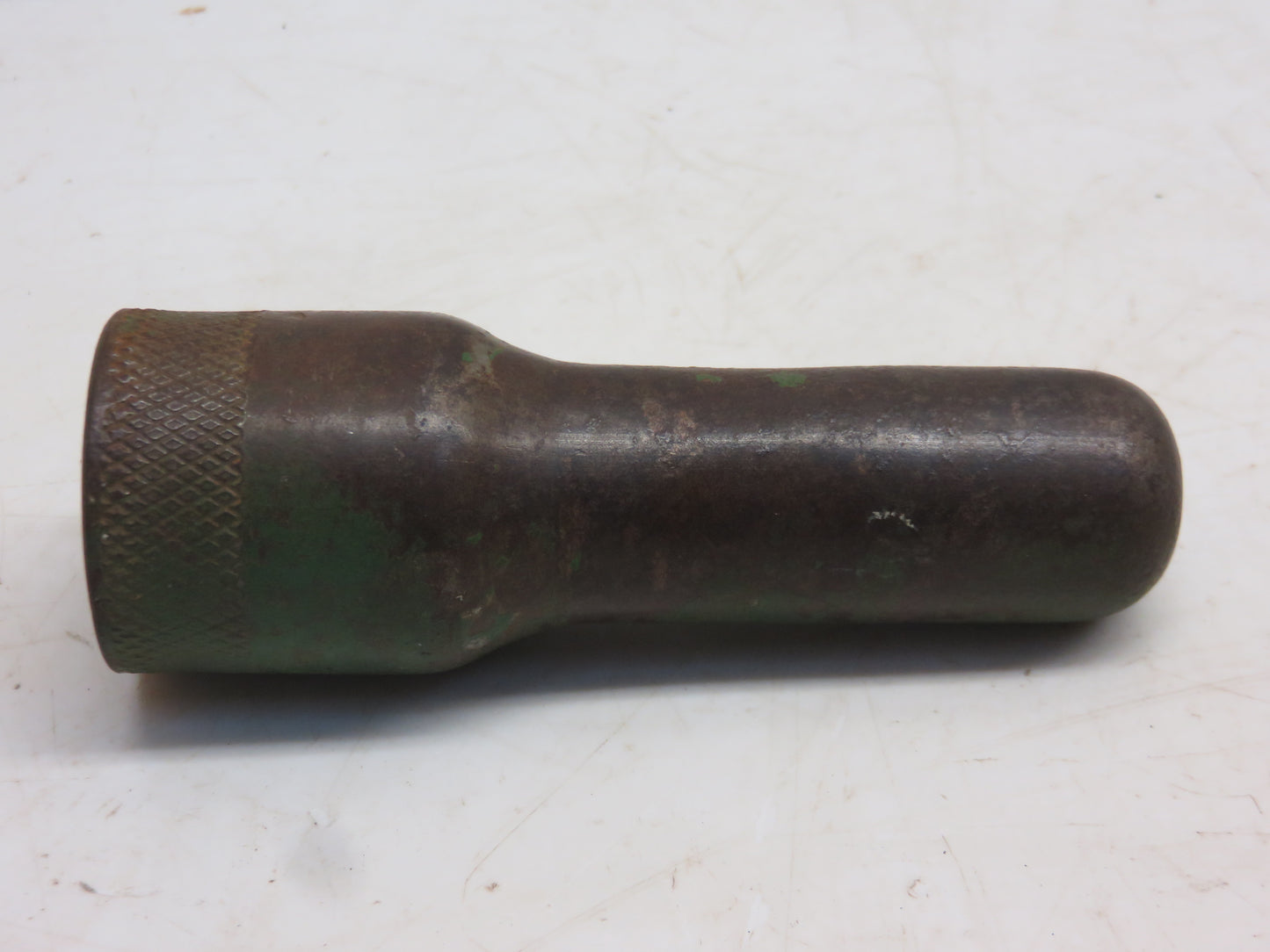 A3614R John Deere Hydraulic Plug Cover For A, B, G, R, 50, 60, 70