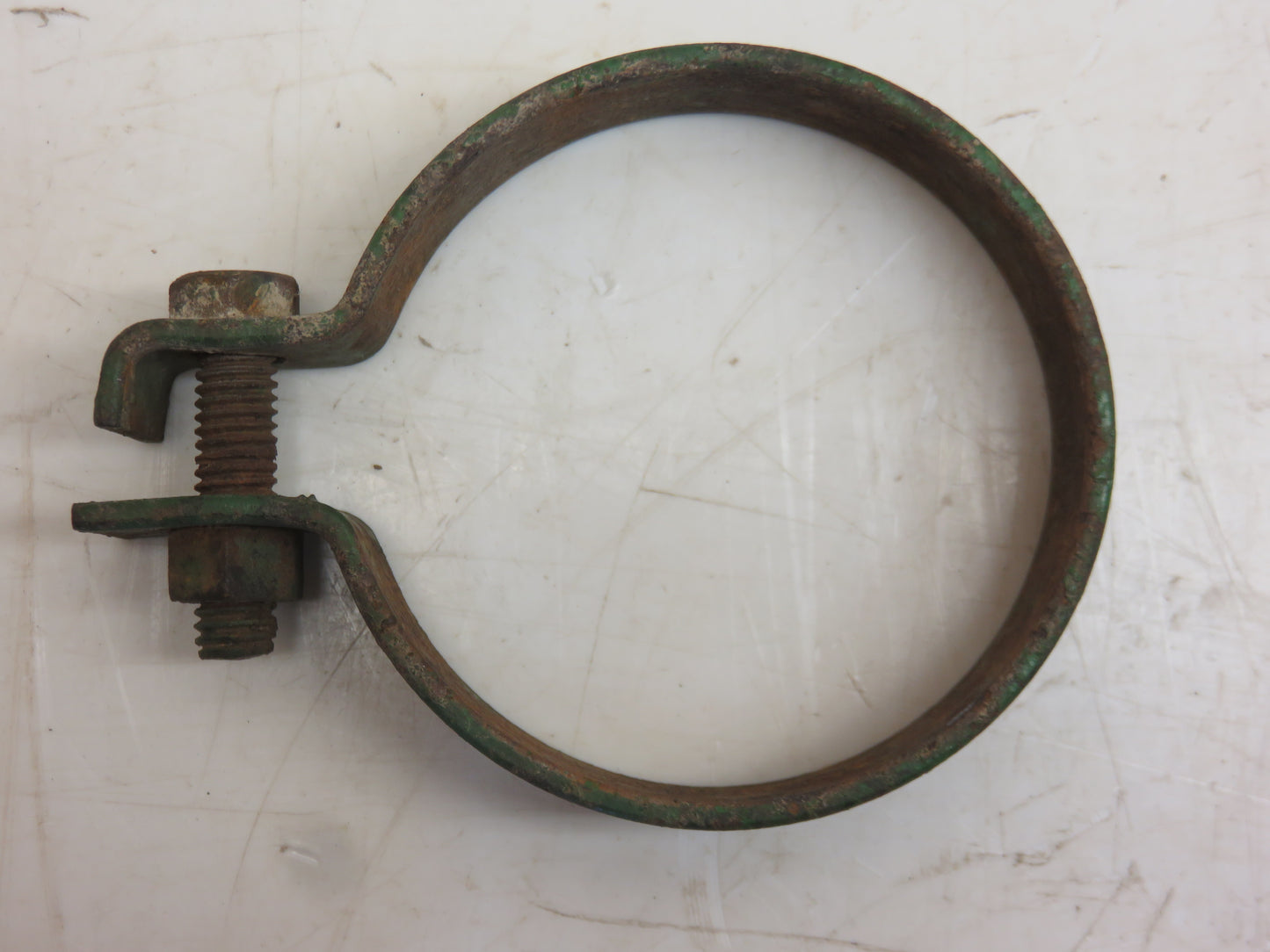 AR26930 John Deere Air Stack Clamp For 1020, 1120, 2030, 2630, 2040, 2240, 2640