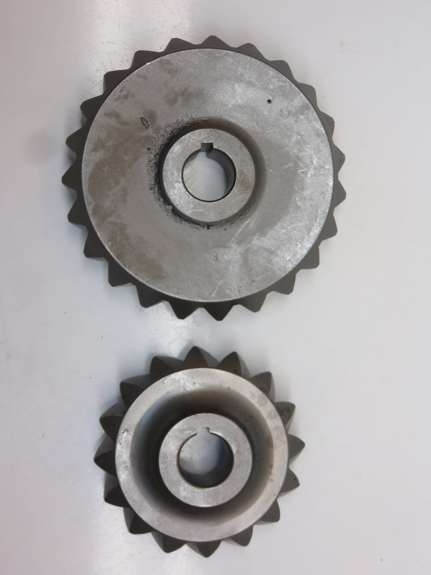 AH701R John Deere Fan And Governor Gear Set For H