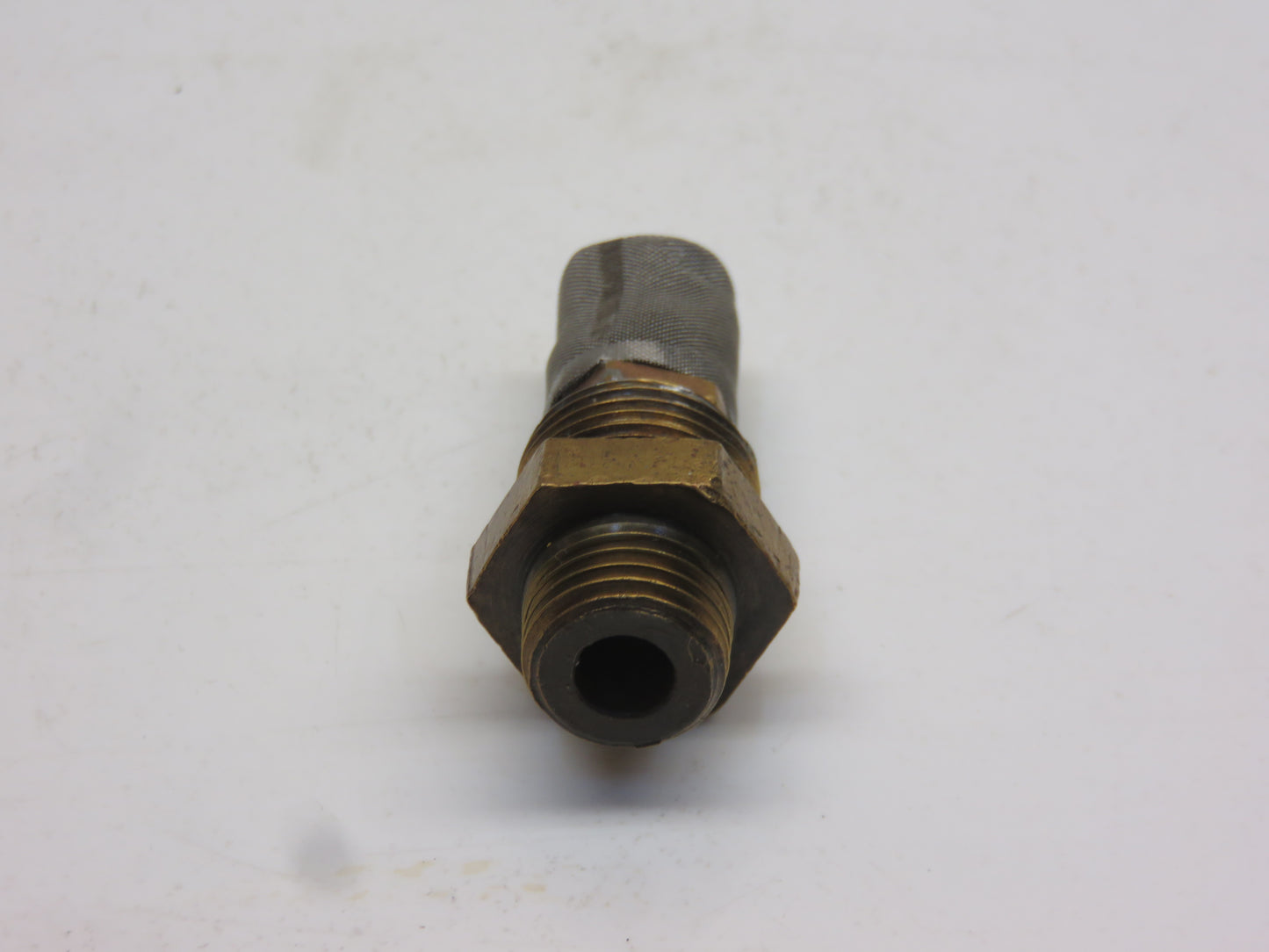 AD51R John Deere Gas Tank Fitting For D