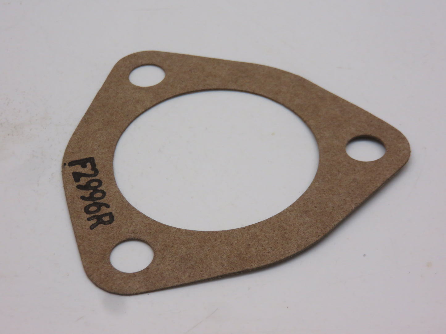 F2996R John Deere First And Third Shifter Shaft Bearing Gasket For 720, 730