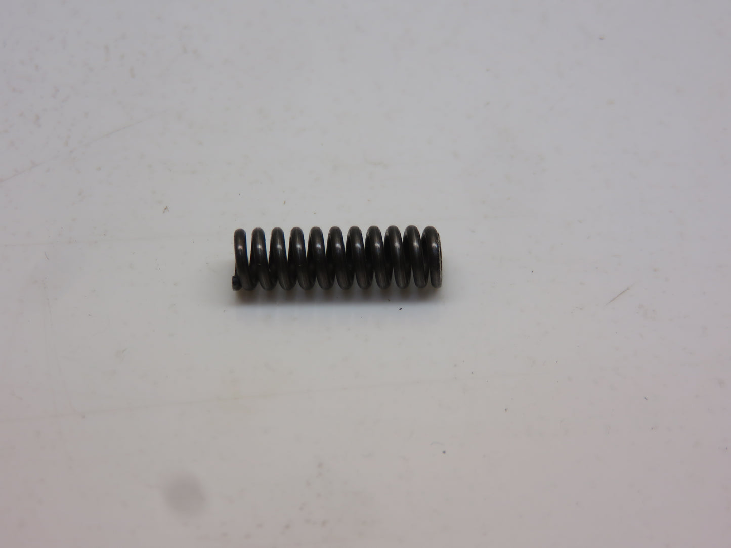 R59860 John Deere Synchronizer Shifter Spring For 2510, 3010, 4010, 5010, 2520, 3020, 4020