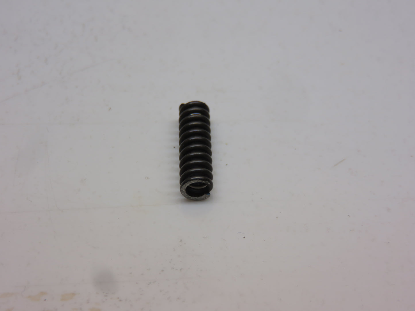 R59860 John Deere Synchronizer Shifter Spring For 2510, 3010, 4010, 5010, 2520, 3020, 4020