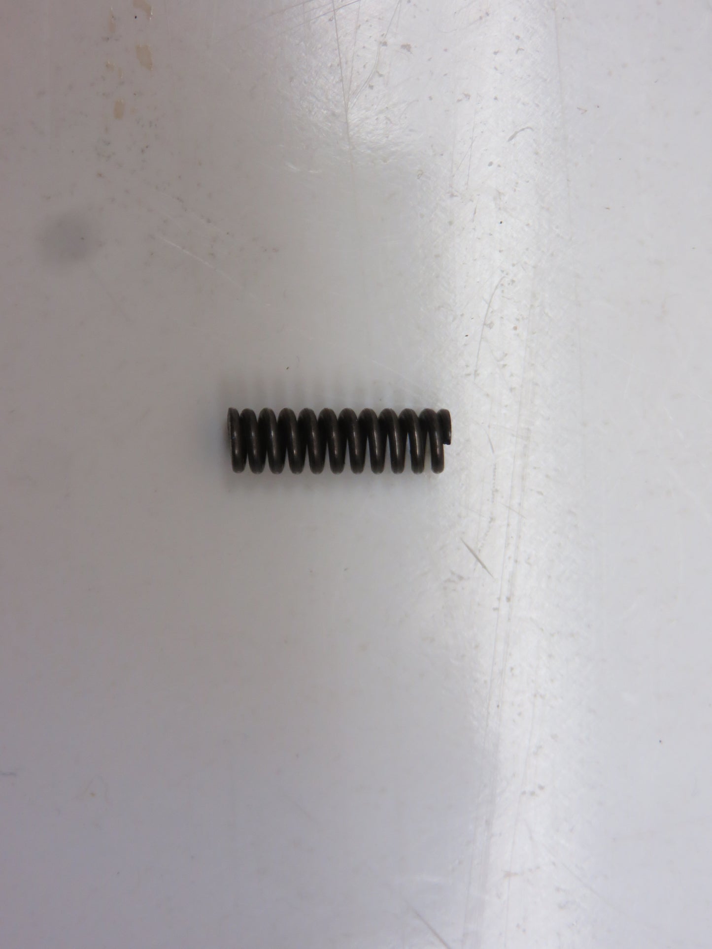R59860 John Deere Synchronizer Shifter Spring For 2510, 3010, 4010, 5010, 2520, 3020, 4020