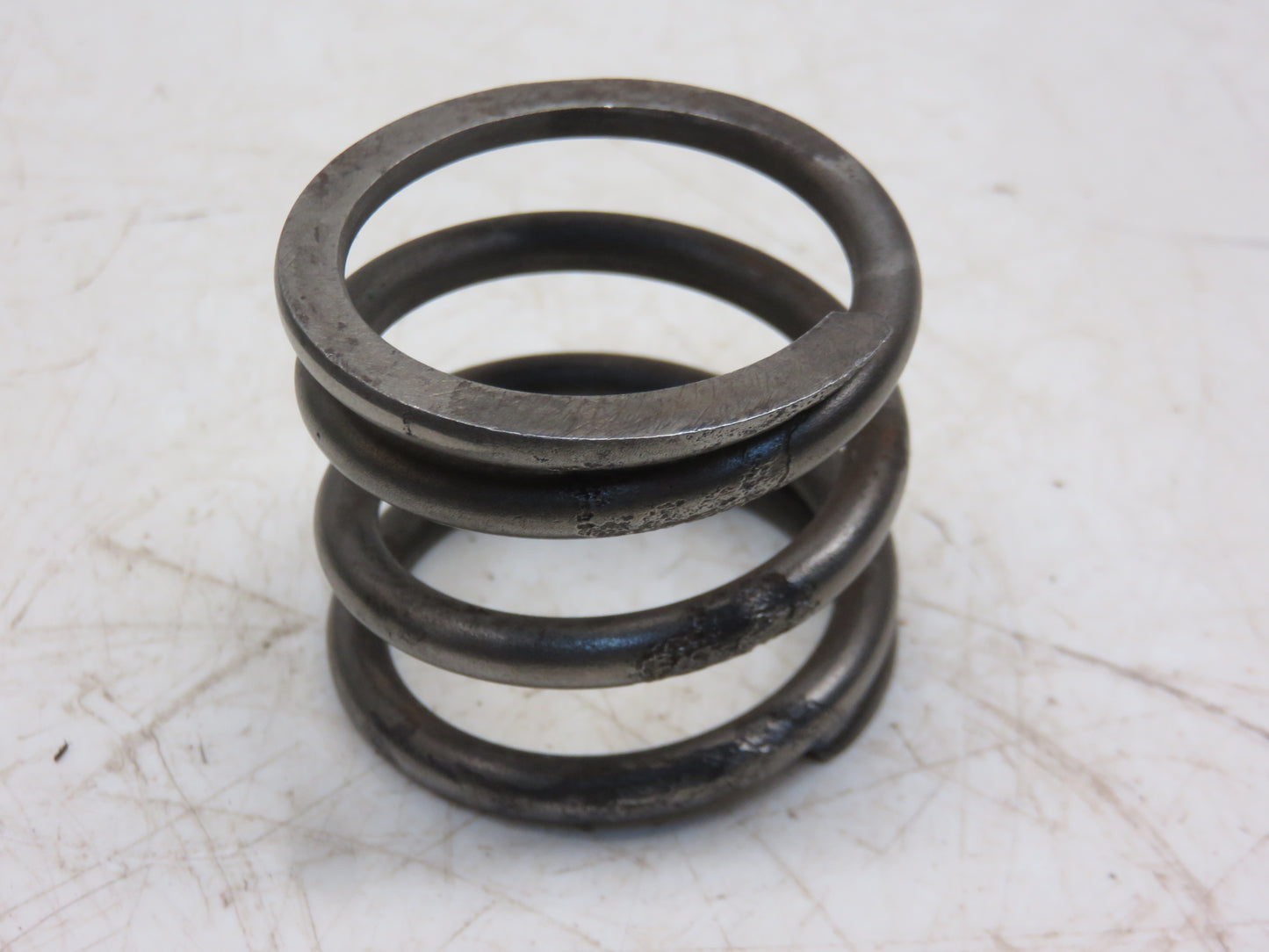 A355R John Deere Camshaft Spring For A, AR, AO, G, 60, 70, 620, 720, 630, 730