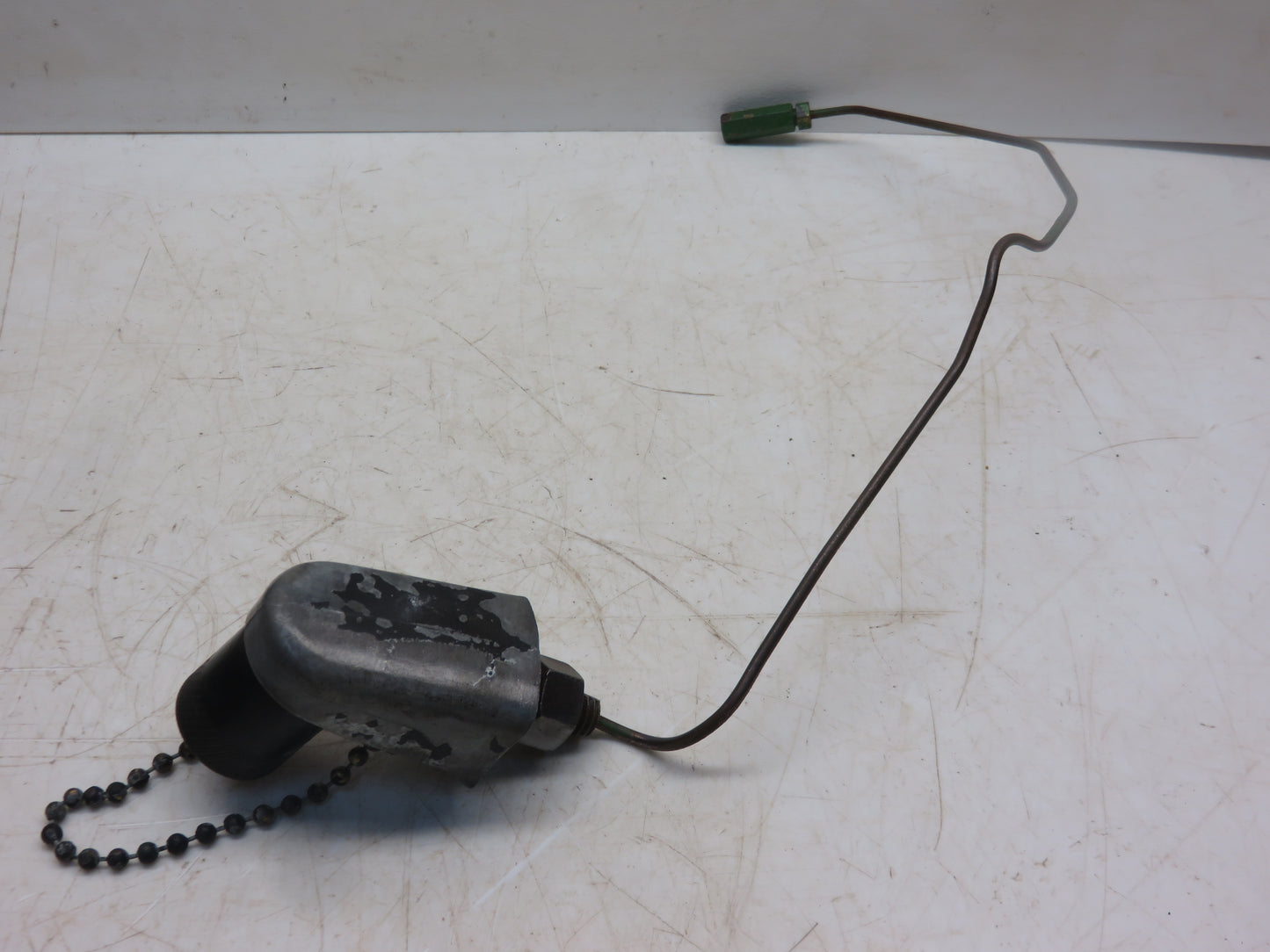 R39534 John Deere Ether Injection Adapter Fitting For 2510, 2520, 3020, 4020