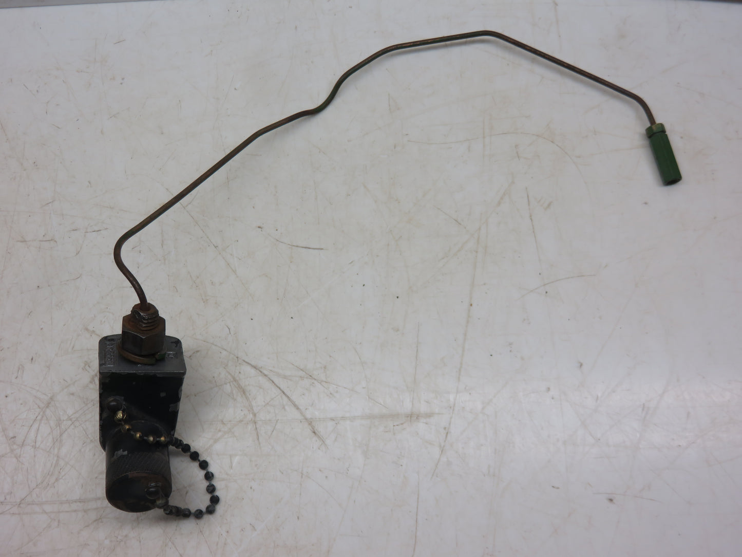 R39534 John Deere Ether Injection Adapter Fitting For 2510, 2520, 3020, 4020