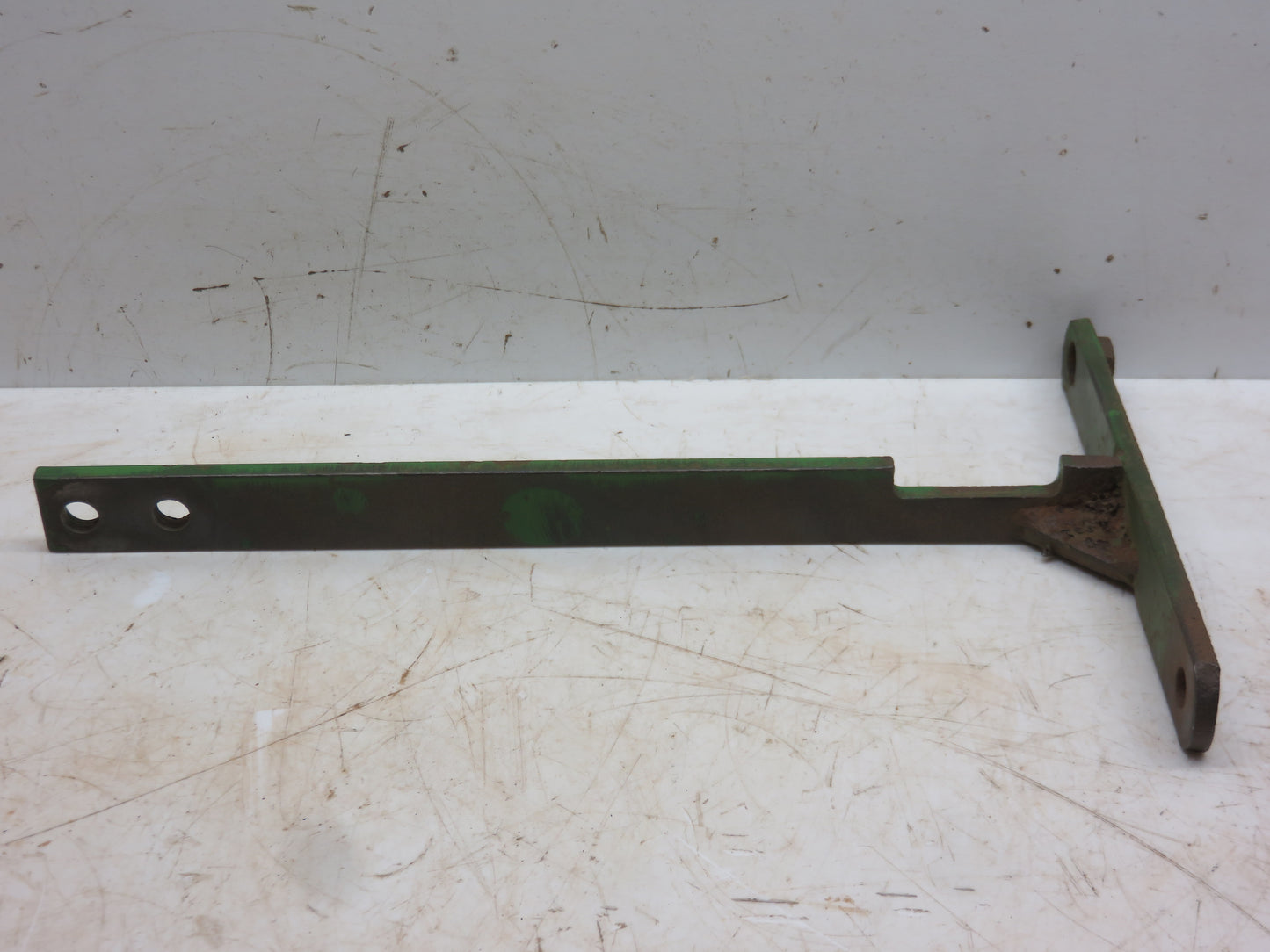 AT17582, AT12622 John Deere Control Lever Support Strap For 2010
