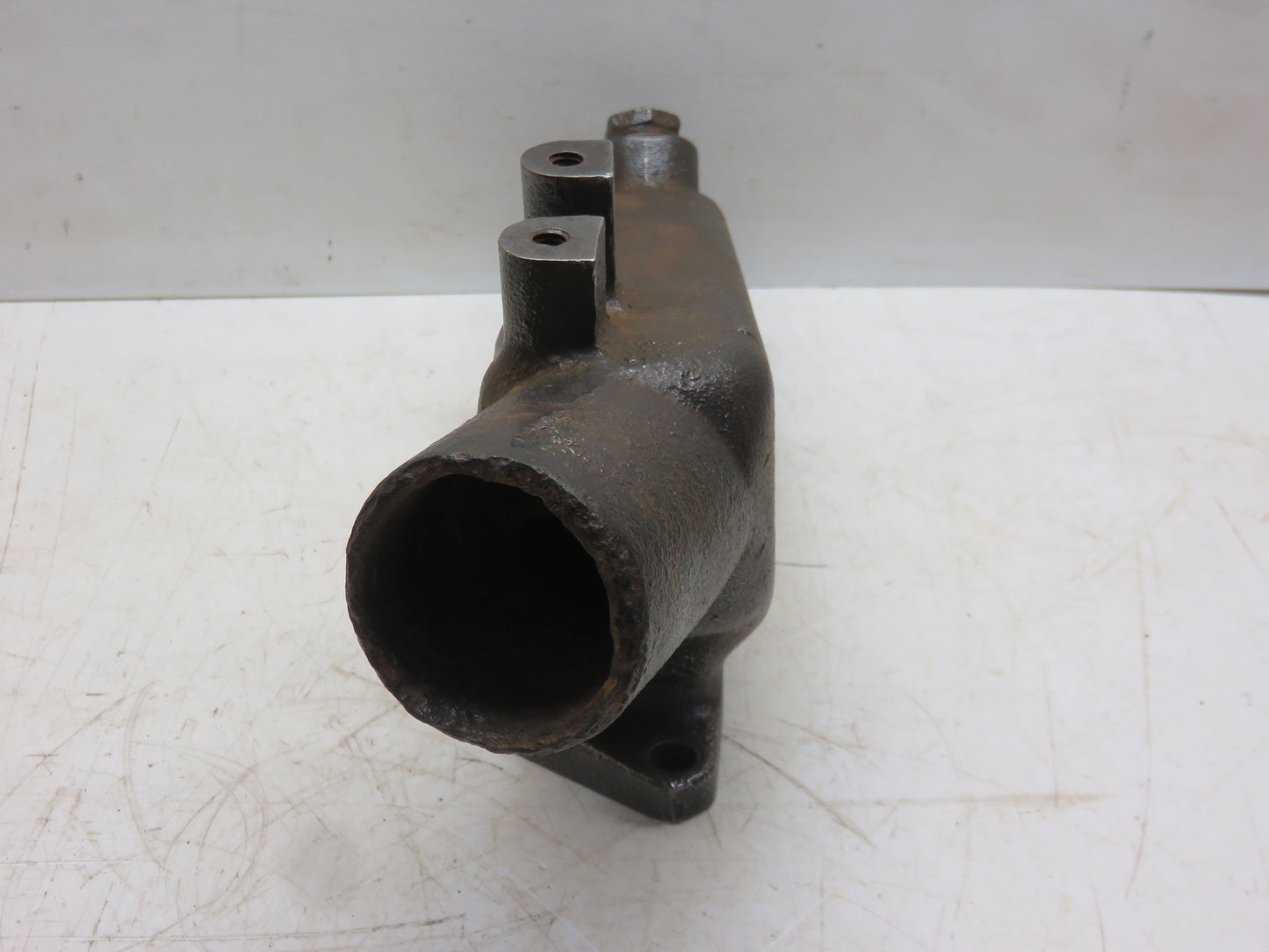 M261T John Deere Upper Water Manifold For M, MI, MT