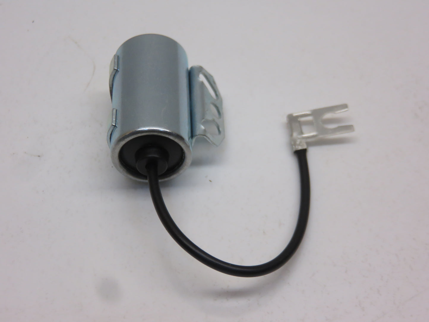 1900272, AT14468 John Deere Condenser For A, B, G, M, 40, 50, 60, 70, 320, 420, 520, 620, 720