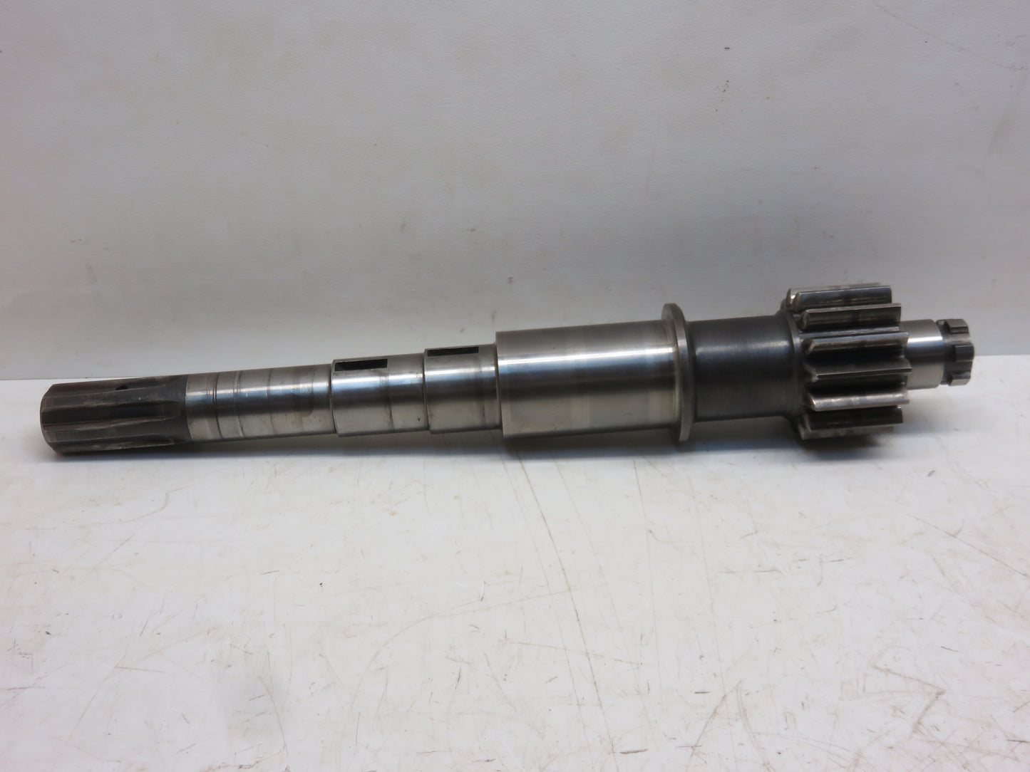 M139T, AM652T John Deere Transmission Input Shaft For M, MI, MT, 320, 330