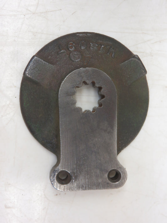 M1809T John Deere Dual Lift Quadrant Lever Hub For 40, 320, 420, 330, 430, 1010