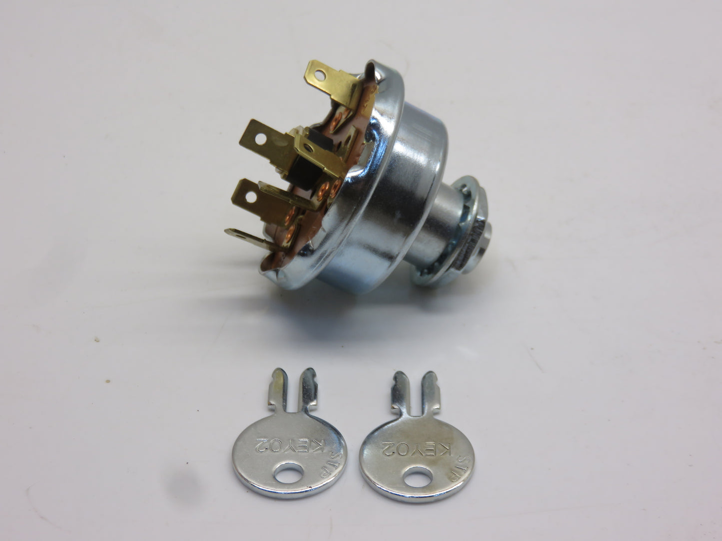 AR26557 John Deere Ignition Switch With Key For 3010, 4010, 5010, 3020, 4020