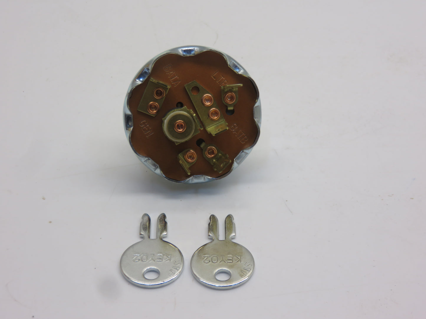 AR26557 John Deere Ignition Switch With Key For 3010, 4010, 5010, 3020, 4020