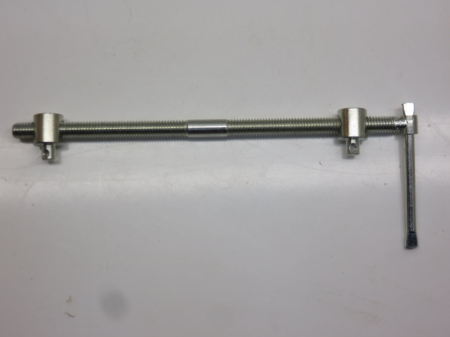 AF3427R John Deere Float Ride Seat Adjustment Handle For 50, 80, 520, 620, 720, 820, 530, 630