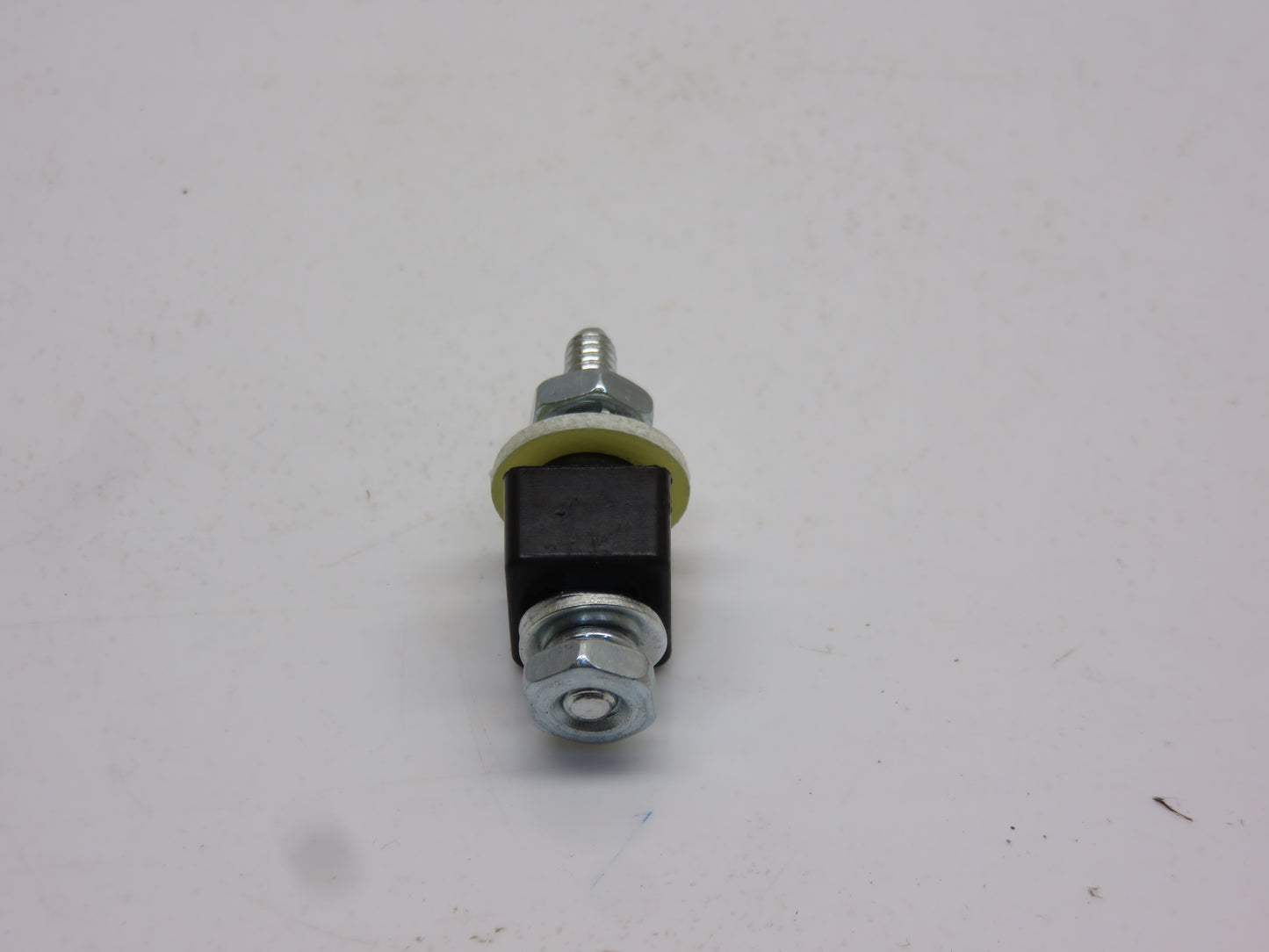 1878405 John Deere Terminal Insulator For Delco Distributor On M, 40, 320, 330