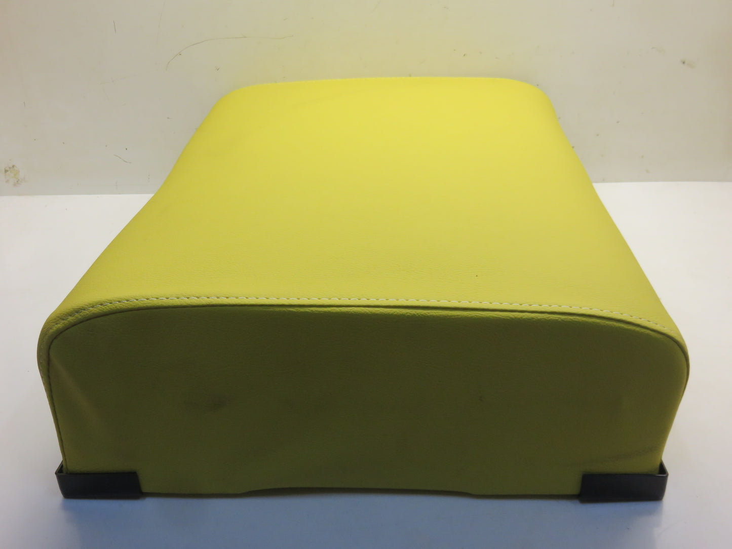 AF3270R John Deere Yellow Seat Bottom Cushion For Float Ride 50, 80, 520, 620, 720