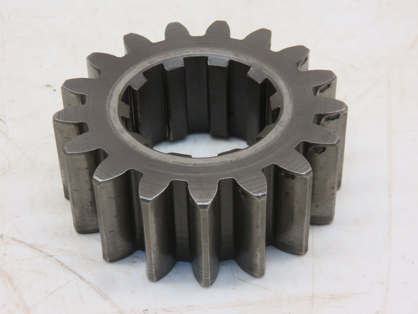 B1368R John Deere Differential Drive Pinion For B, BR, BO