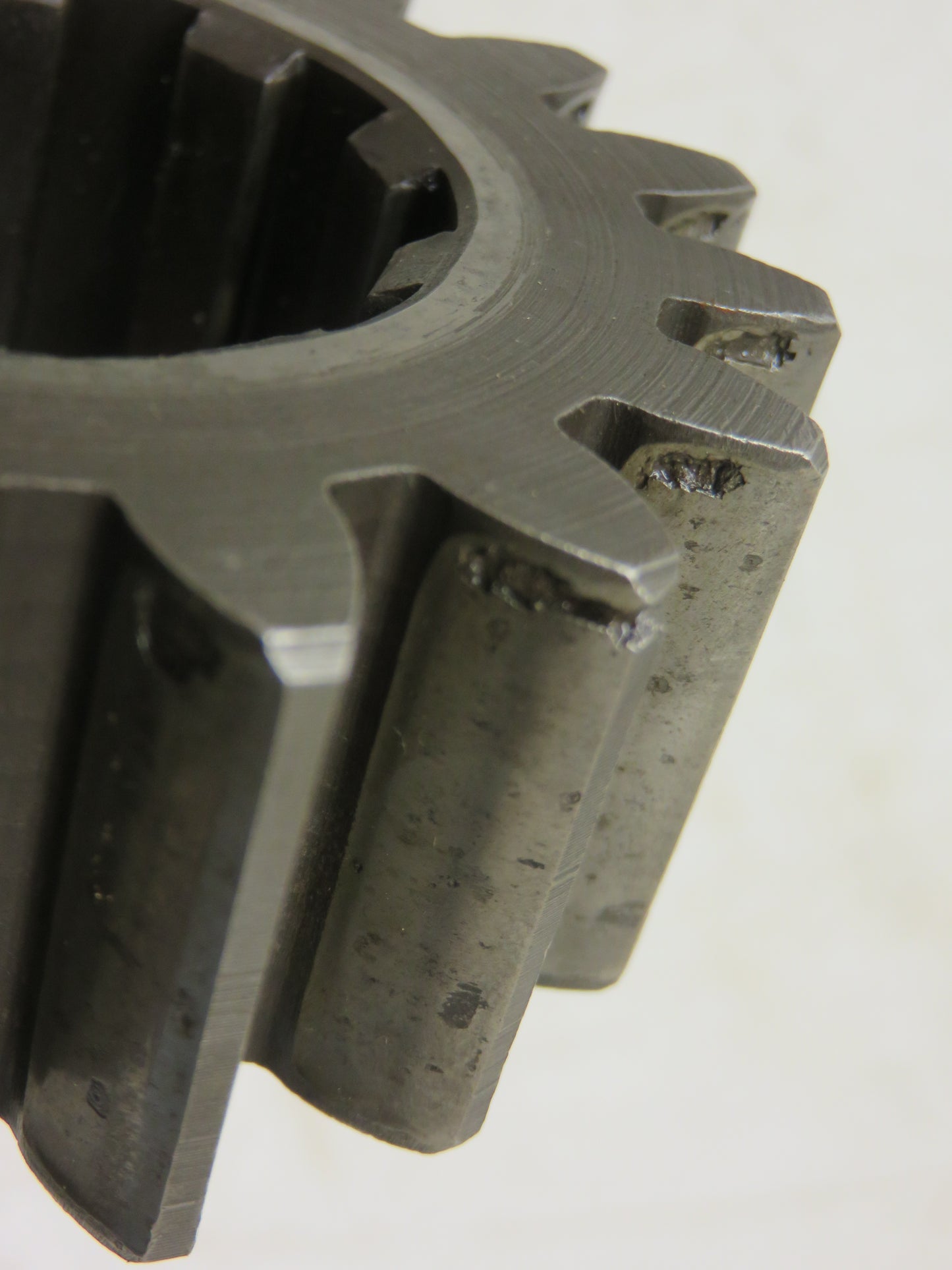 B1368R John Deere Differential Drive Pinion For B, BR, BO