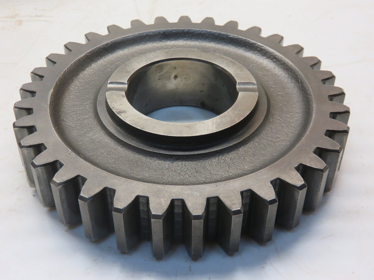 R41954 John Deere Power Shift PTO Idler Gear For 2510, 2520, 3020