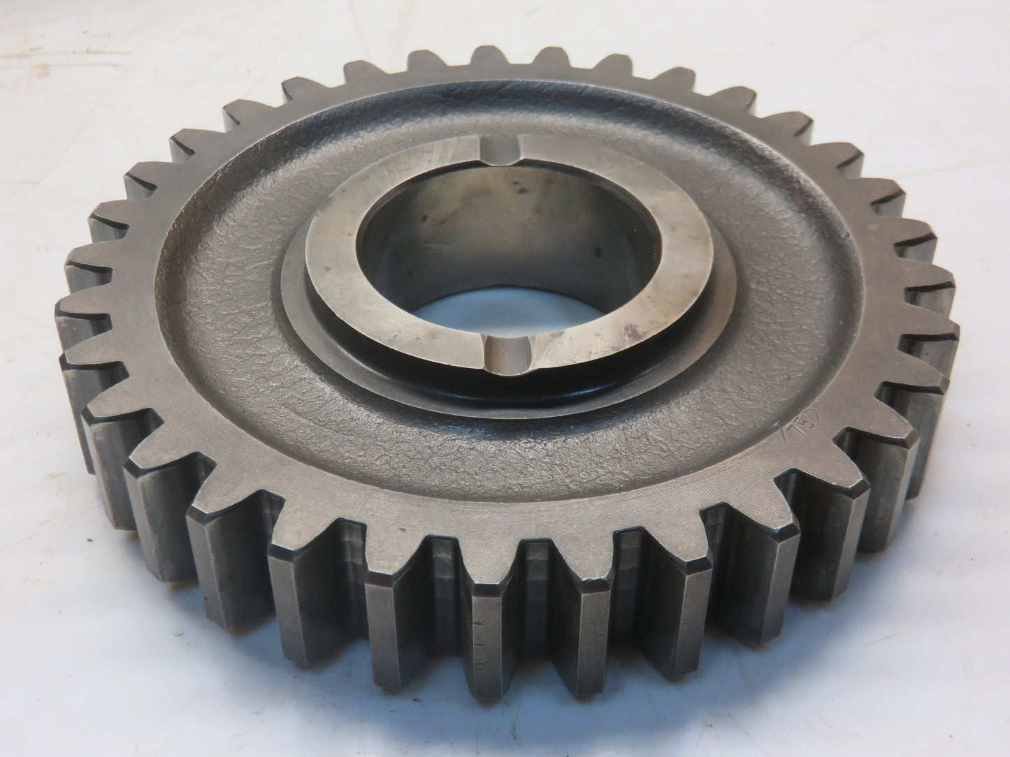R41954 John Deere Power Shift PTO Idler Gear For 2510, 2520, 3020