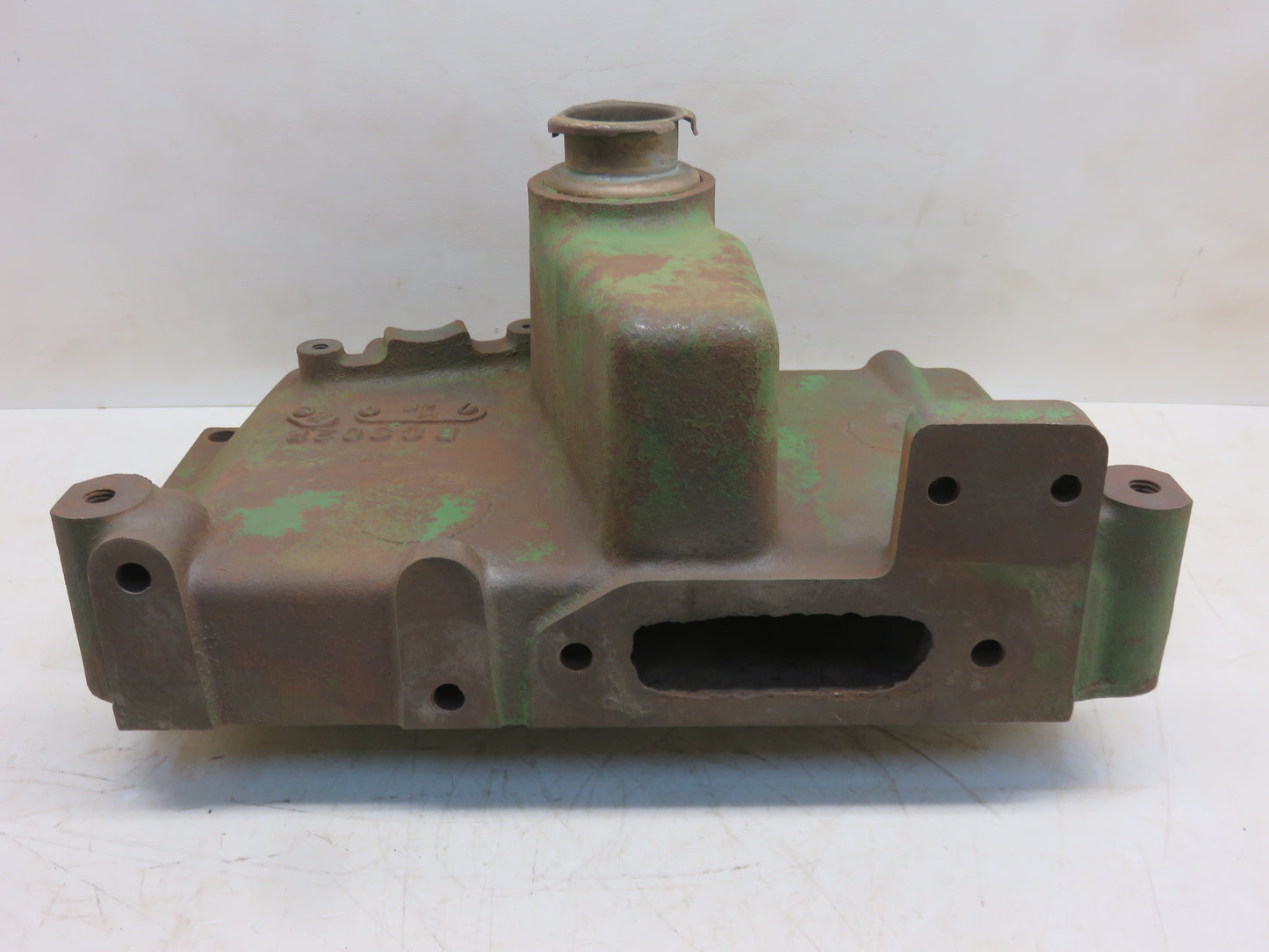 AB4760R, B3302R John Deere Radiator Top Tank For 50