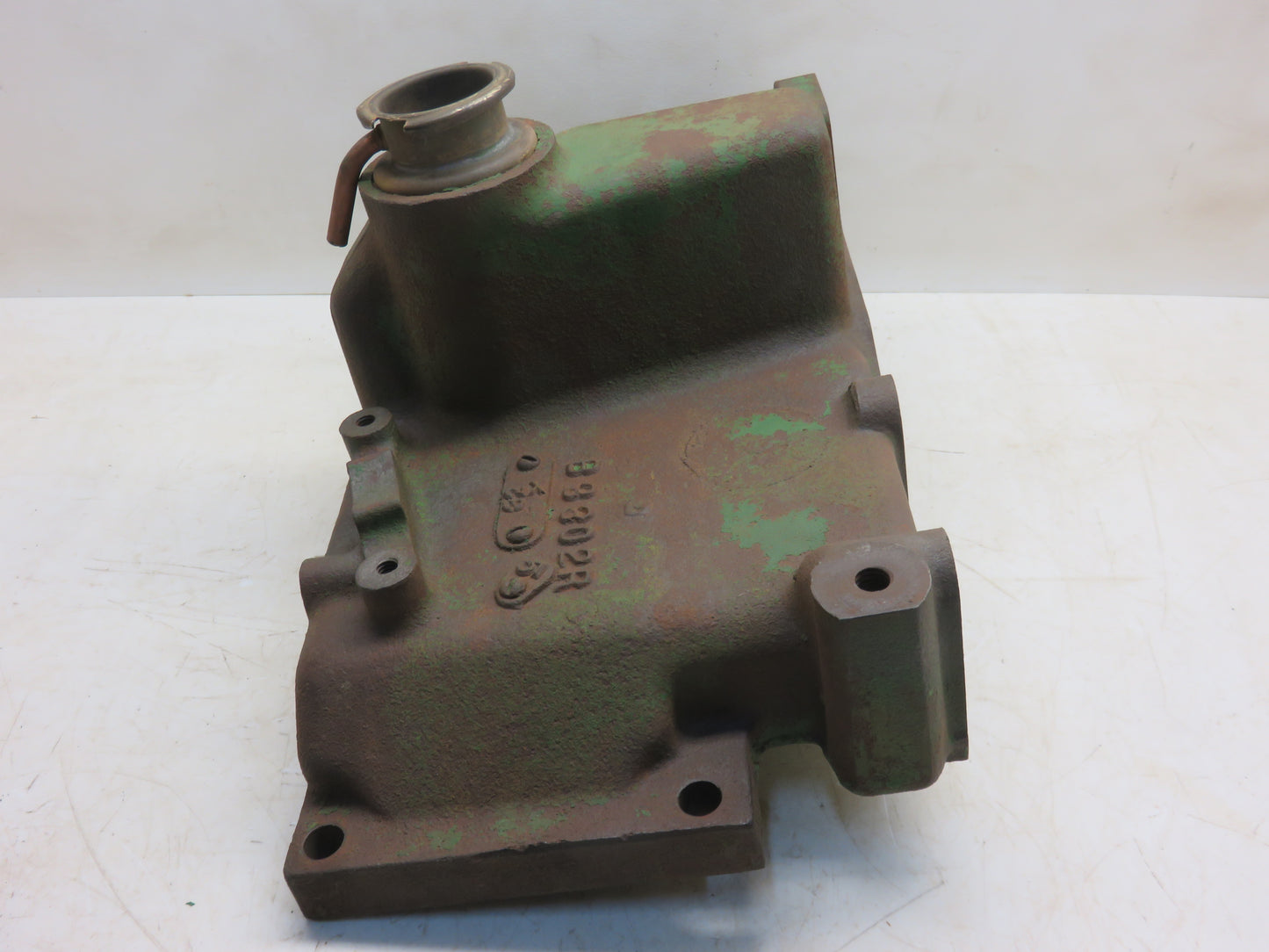 AB4760R, B3302R John Deere Radiator Top Tank For 50