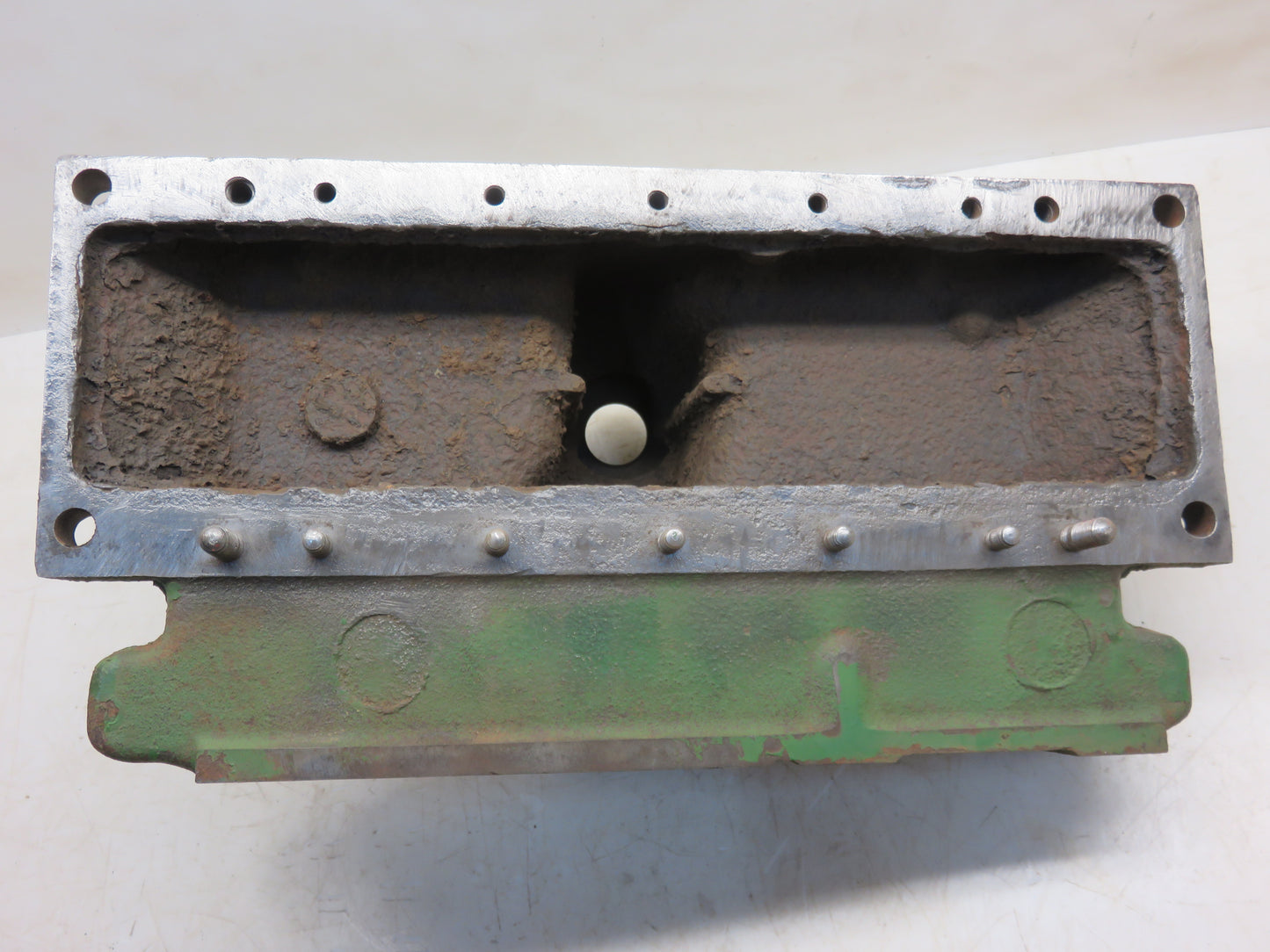 AB4760R, B3302R John Deere Radiator Top Tank For 50