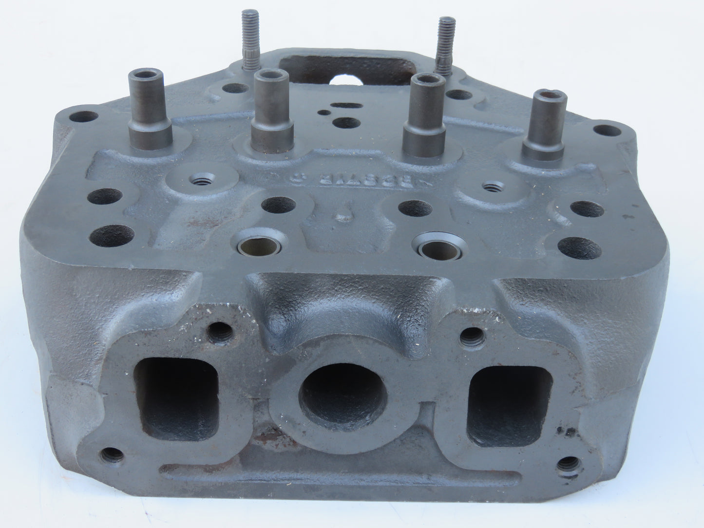 B2871R, AB4204R John Deere Cylinder Head For B, 50